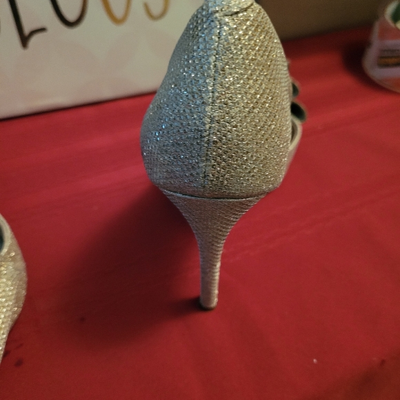 Betsey johnson heels - Picture 5 of 6